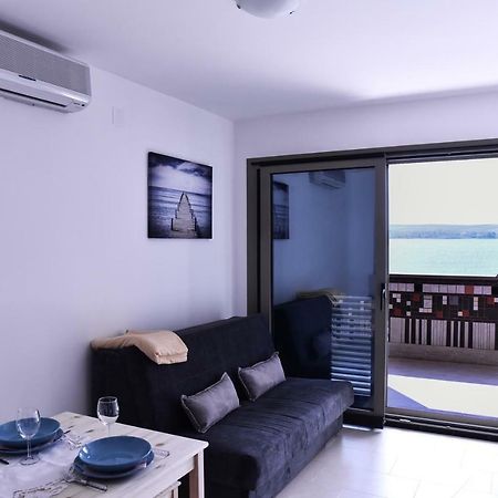 Apartments Svijet Mora 2 Povljana Dış mekan fotoğraf