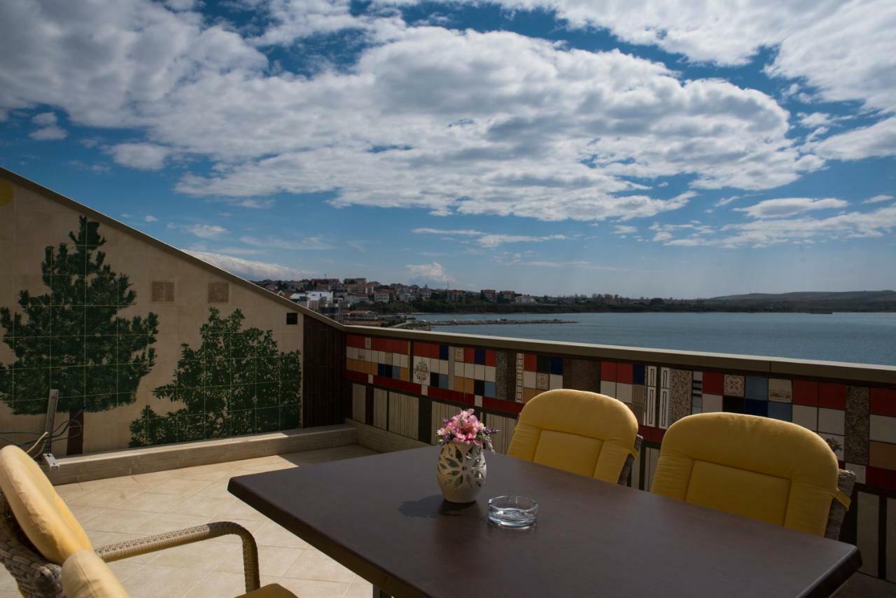 Apartments Svijet Mora 2 Povljana Dış mekan fotoğraf
