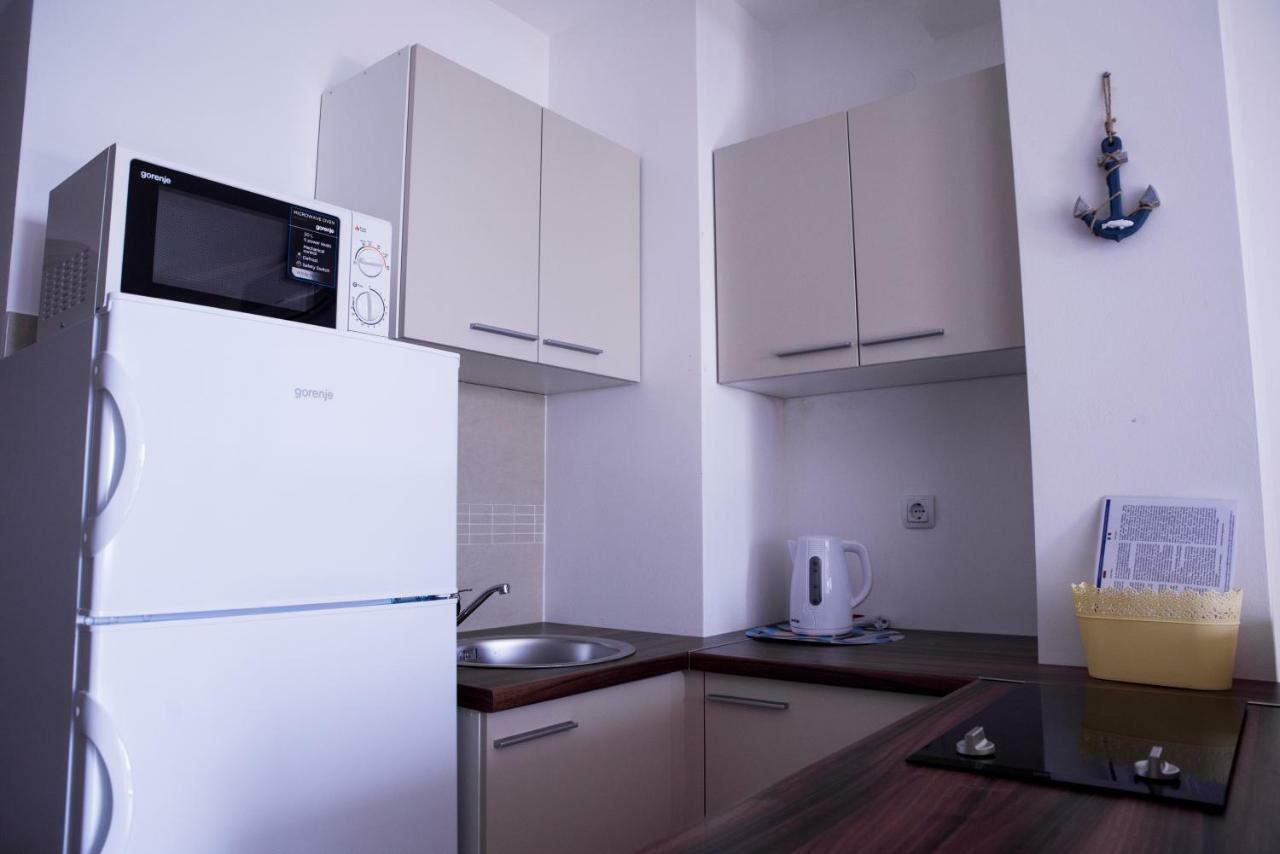 Apartments Svijet Mora 2 Povljana Dış mekan fotoğraf